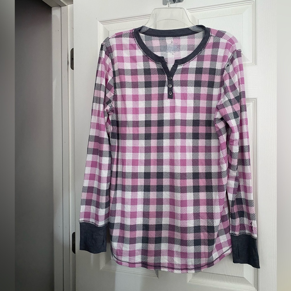 NWOT Cuddl Duds Stretch Thermal Top XL